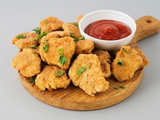 Chicken Nuggets 7szt + Frytki