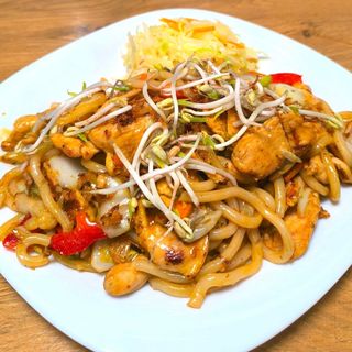 Makaron Udon z kurczakiem