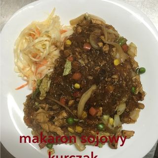 makaron sojowy kurczak
