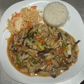 Wieprzowina na ostro z cebulą