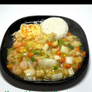 Krewetki z warzywami