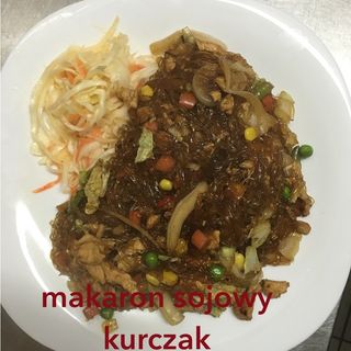 Makaron sojowy z krwetkami