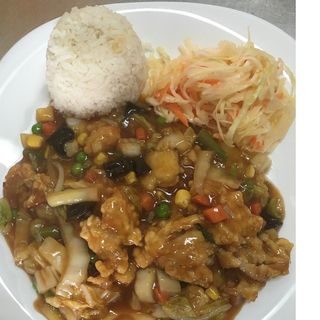 Mintaj w sosie curry