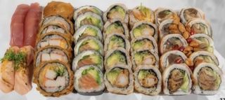 2 + 1 Set 36 szt. dla 3 osób