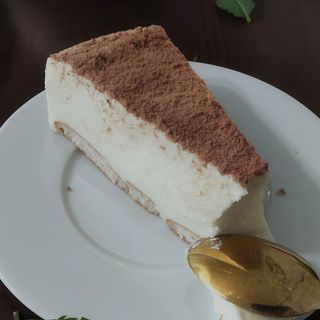 Sernik śmietankowy/ waniliowy na herbatnikach