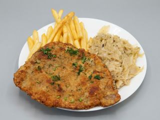 Zestaw obiadowy z kotletem schabowym 150g