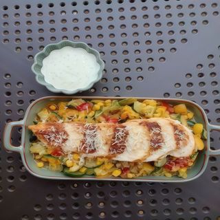 Cud z pieca w porcelanie drobiowy