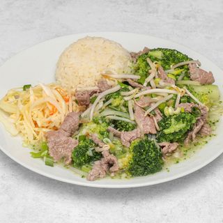 Wołowina z brokułami