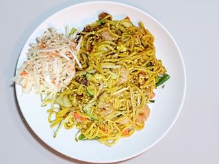 Makaron chiński z krewetkami