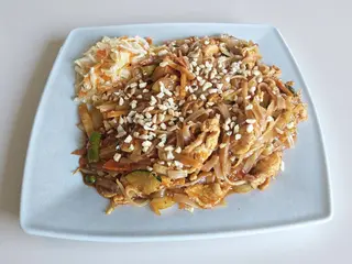 Kurczak bat thai