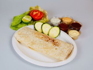 Kebab w picie z frytkami mały