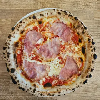 Pizza Vesuvio
