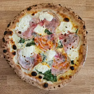 Pizza Delicja