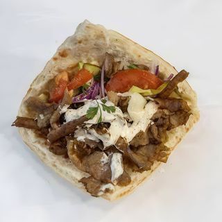 Kebab w bułce duża 