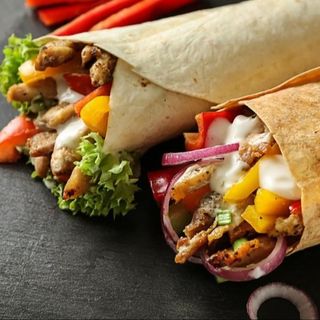 Tortilla Frytkami Surówkami XL