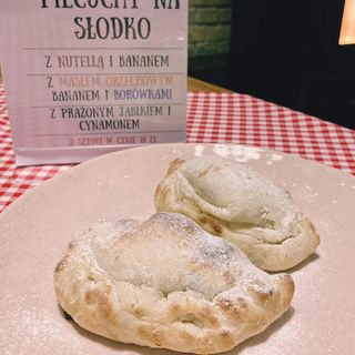 Piecuchy z prażonym jabłkiem  2 szt.