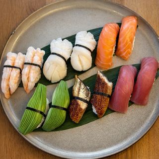 Zestaw nigiri / 12 szt