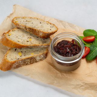 Delikatny pasztet z wątróbki drobiowej