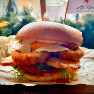 BURGER ŚNIADANIOWY PREMIUM