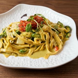 TAGIATELLE ZE SZPARAGAMI