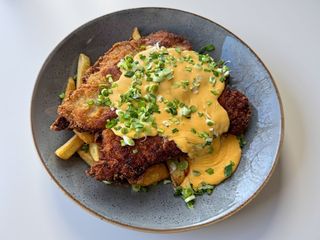 Nowość - Schabowy w sosie serowym 