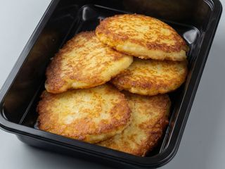 Placki z nadzieniem z boczku 5szt 