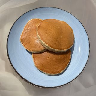 . Pancakes Pusty