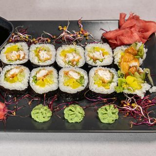 Futomaki z Rybą Maślaną w Tempurze (10 sztuk)
