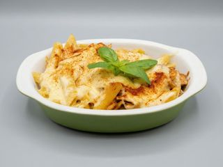 Makaron w sosie śmietanowym