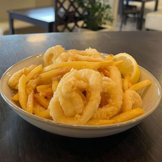Frittura Di Calamari e Patatine