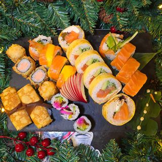 MAŁY ZESTAW 23 szt. – Świąteczny Hit Mikołaja