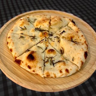 FOCACCIA AGLIO