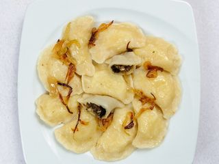Pierogi z kapustą i grzybami