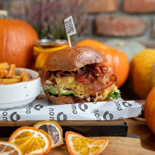 BURGER CHRUPIĄCY KURCZAK