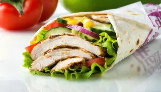 Wrap Kurczak w stylu Rotiserrie