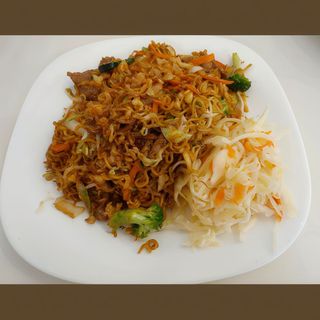 Makaron Bao Nam smażony z kaczką