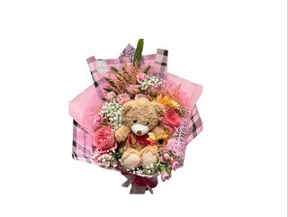 Bukiet z misiem rozmiar M w odcieniach różu