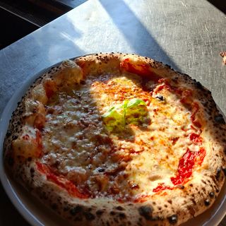 Pizza Salame