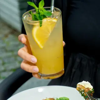 LEMONIADA KLASYCZNA 