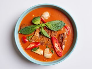 Pierś z kaczki w czerwonym curry