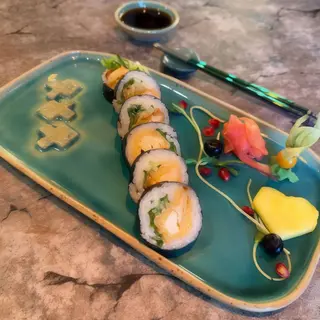 Nori maki z maślaną w tempurze 6 szt