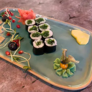 Mini rolki Z wakame