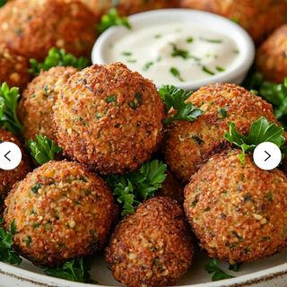 Falafel 6szt. z sosem 