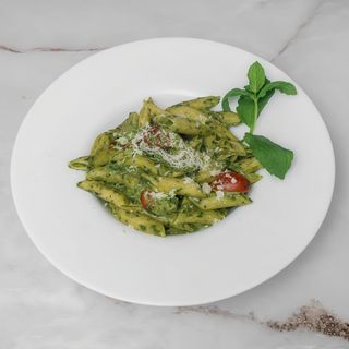 Makaron z Zielonym Pesto