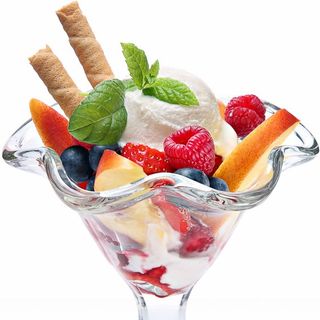 Deser lodowy z owocami