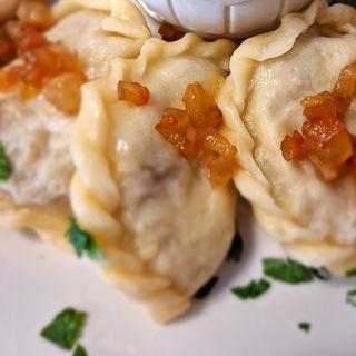 Pierogi z mięsem z wody