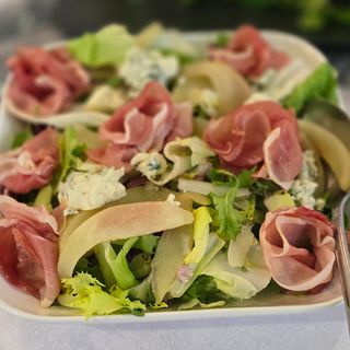 Sałatka Parmeńska