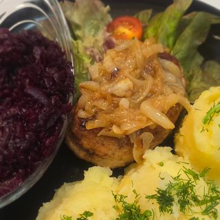 Kotlet mielony z cebulką