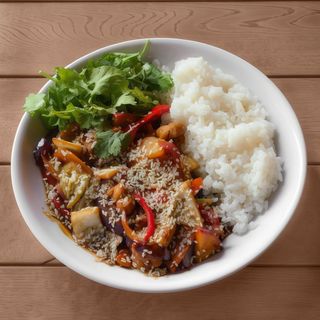 CHRUPIĄCE WARZYWA Z WOKA W SOSIE SOJOWYM Z KURCZAKIEM