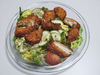 Sałatka z kurczakiem 